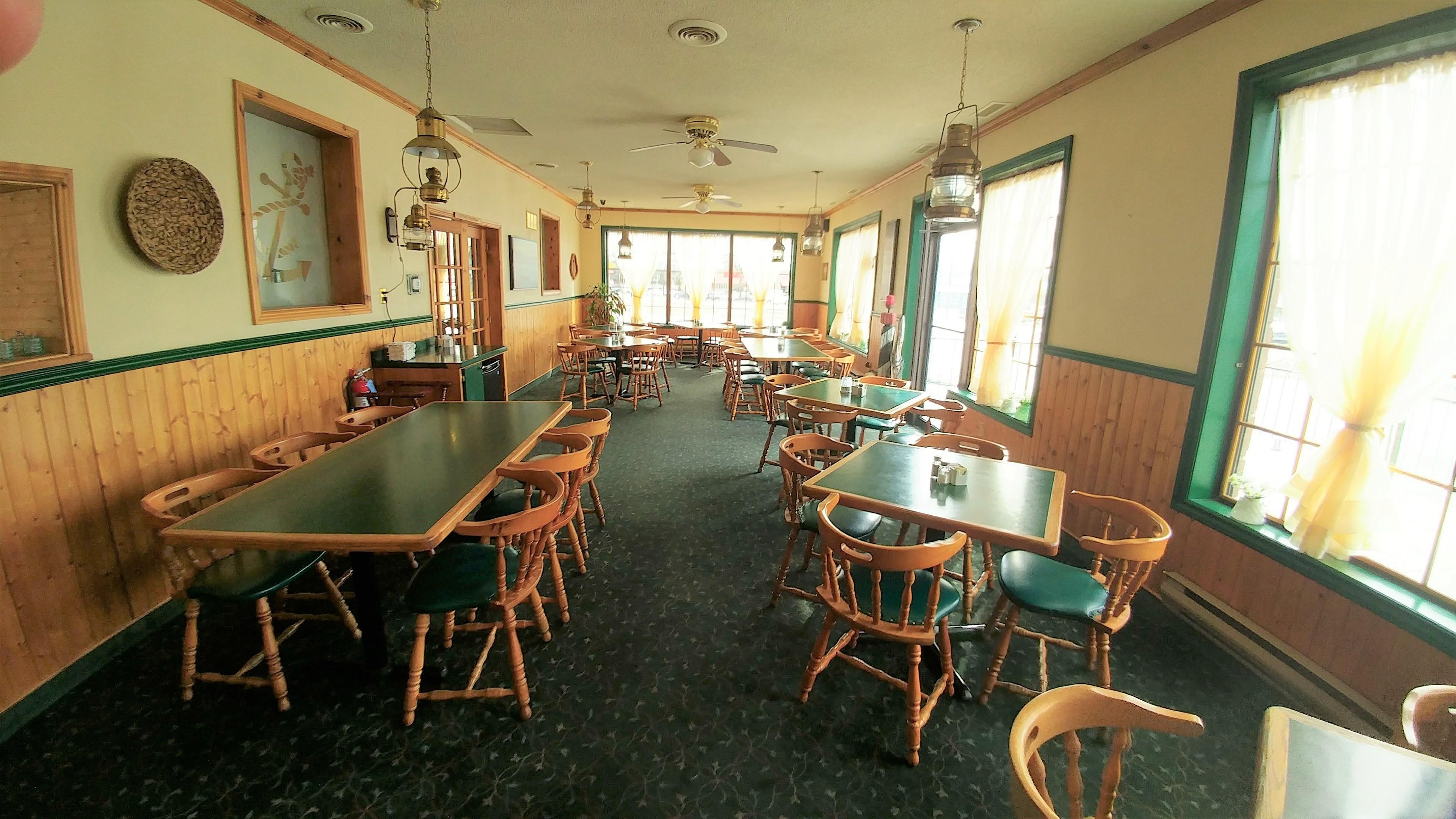 Quality Inn & Suites 1000 Islands Gananoque Bagian luar foto